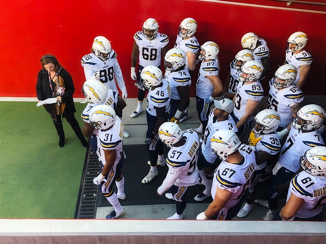 巴西足球必 巴西足球必